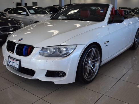 Used 2013 BMW 335is Convertible image 3