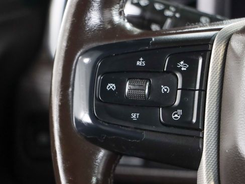 Used 2021 GMC Yukon Denali w/ Denali Premium Package image 14