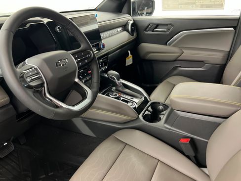 New 2026 Chevrolet Colorado ZR2 w/ Technology Package AWD/4WD image 16