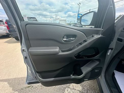 Used 2022 Nissan Frontier PRO-4X w/ Pro-4X Premium Package AWD/4WD image 26