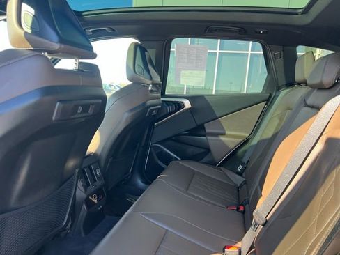 Used 2025 BMW X3 xDrive30i w/ Premium Package image 30