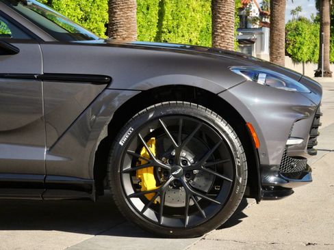 New 2026 Aston Martin DBX 707 image 4