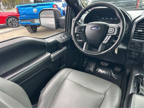 Used 2019 Ford F150 XLT w/ Equipment Group 302A Luxury AWD/4WD image 19