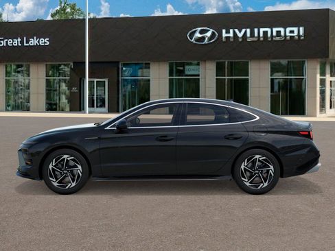 New 2026 Hyundai Sonata SEL image 3