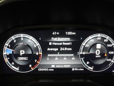 Used 2024 Mitsubishi Outlander SE Black Edition image 16