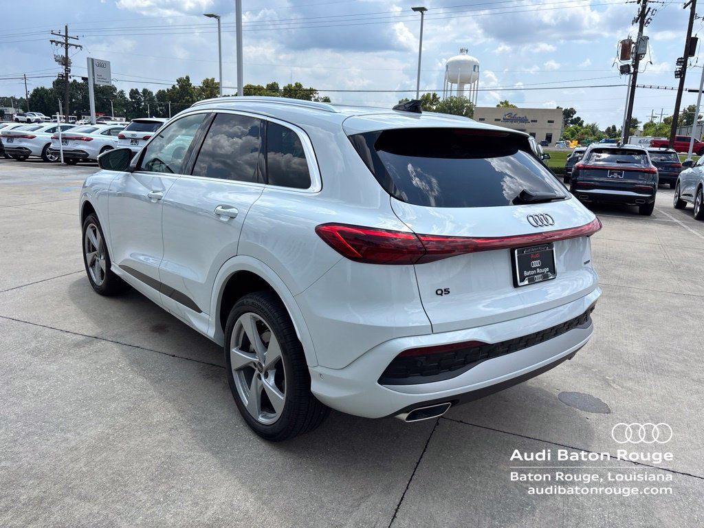 Used 2025 Audi Q5 Premium Plus w/ Premium Plus AWD/4WD image 7