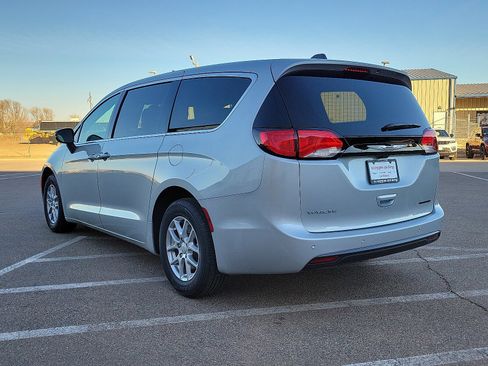 New 2026 Chrysler Voyager LX image 3
