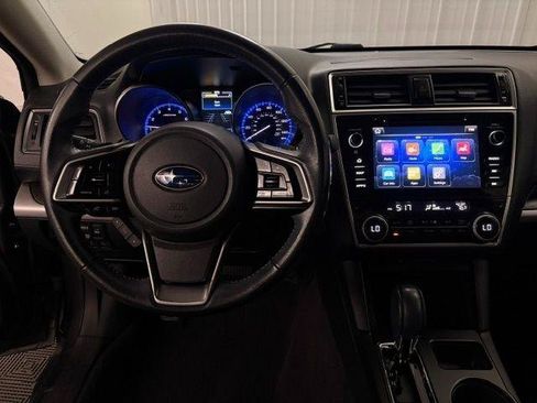 Used 2018 Subaru Outback 2.5i Limited AWD/4WD image 12