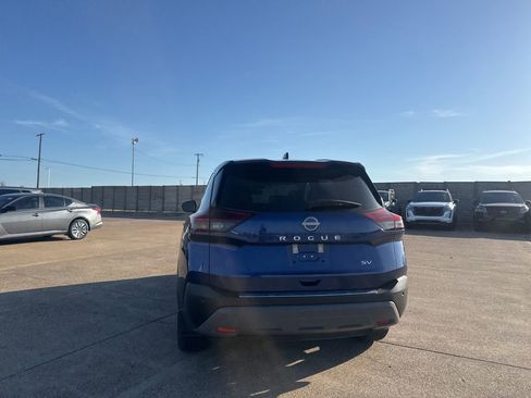 Certified 2023 Nissan Rogue SV FWD image 18