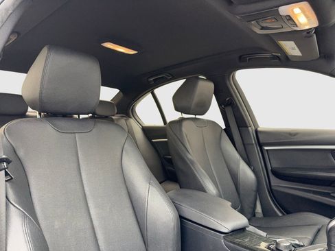 Used 2018 BMW 330i Sedan image 38