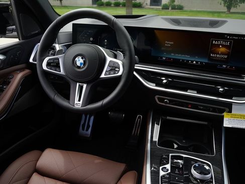 Used 2026 BMW X5 M60i AWD/4WD image 14