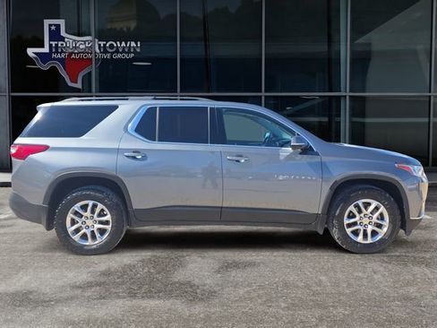 Used 2020 Chevrolet Traverse LT image 6
