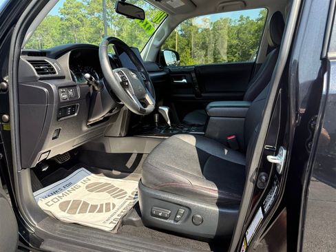 Used 2018 Toyota 4Runner TRD Pro AWD/4WD image 17