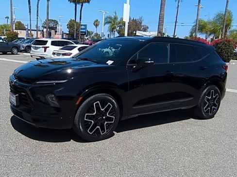 Used 2023 Chevrolet Blazer RS w/ Driver Confidence II Package FWD image 4