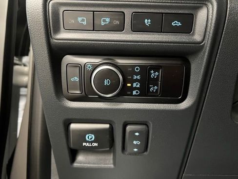 Used 2023 Ford F150 Lariat w/ Equipment Group 502A High AWD/4WD image 30