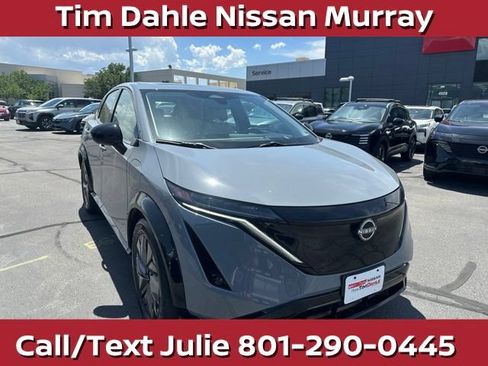 Used 2024 Nissan Ariya AWD image 3