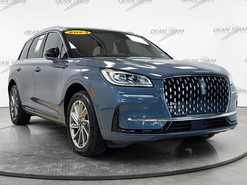 Used 2023 Lincoln Corsair Grand Touring w/ Equipment Group 301A AWD/4WD image 3