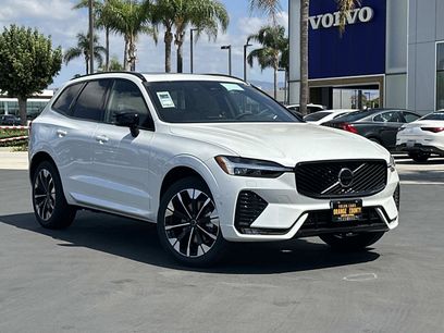 New 2026 Volvo XC60 B5 Plus w/ Protection Package Premier