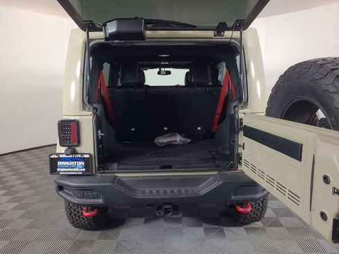 Used 2018 Jeep Wrangler Unlimited Rubicon image 22