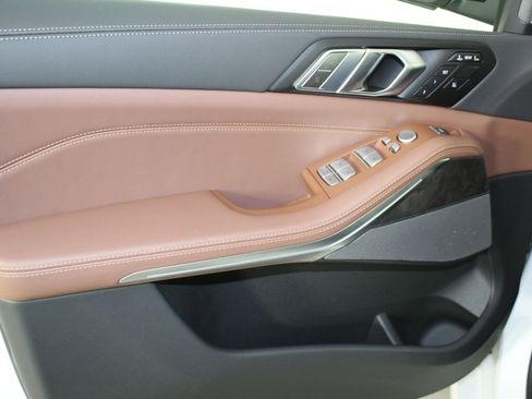 New 2026 BMW X7 xDrive40i image 12