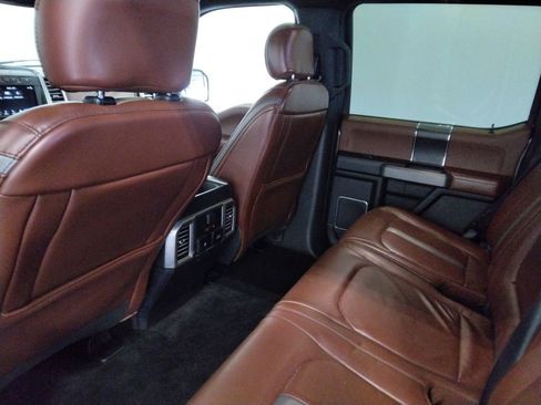 Used 2018 Ford F150 Platinum w/ Equipment Group 701A Luxury image 41