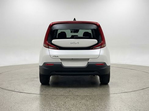 Used 2025 Kia Soul LX w/ LX Technology Package image 7