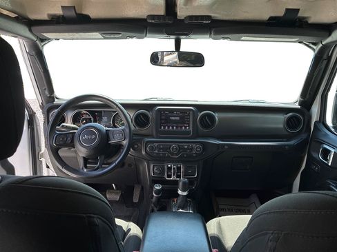 Used 2019 Jeep Wrangler Unlimited Sport S AWD/4WD image 17