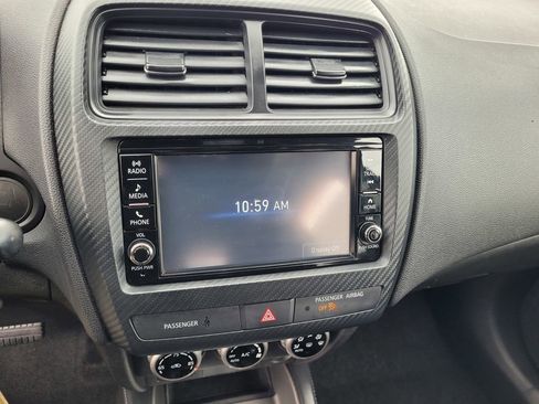 Used 2024 Mitsubishi Outlander Sport ES AWD/4WD image 11