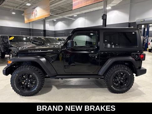 Used 2022 Jeep Wrangler Sport AWD/4WD image 21