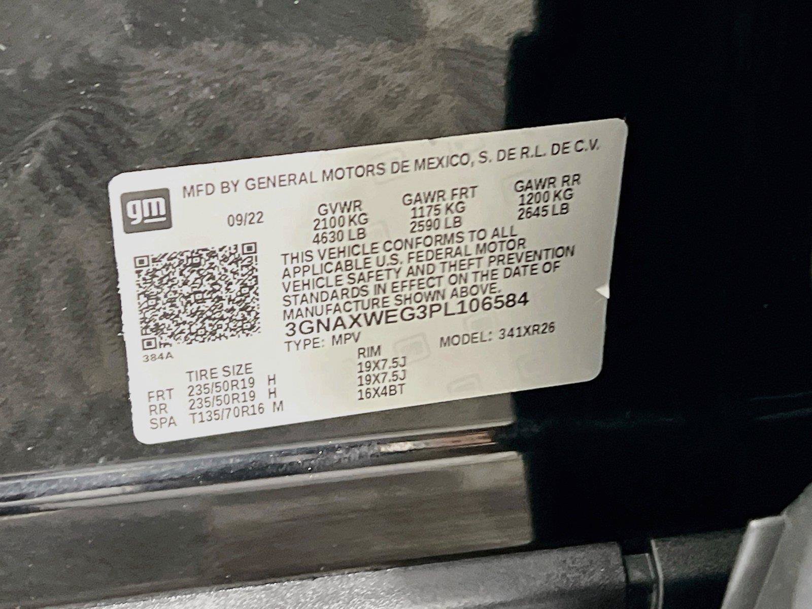 Used 2023 Chevrolet Equinox RS AWD/4WD image 32