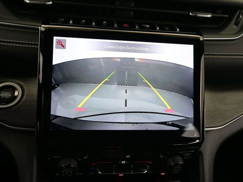 Used 2021 Jeep Grand Cherokee L Limited image 21