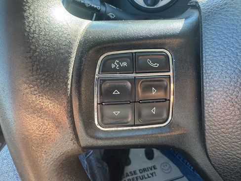 Used 2019 RAM 1500 Classic SLT image 17