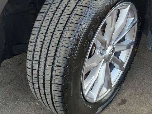 Used 2023 Honda CR-V EX-L image 11