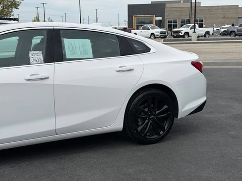 Used 2024 Chevrolet Malibu LT w/ Sport Edition FWD image 8