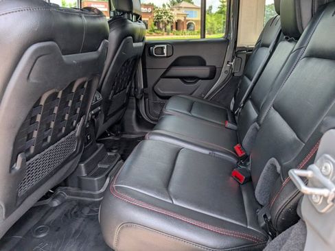 Used 2021 Jeep Wrangler Unlimited Rubicon AWD/4WD image 14