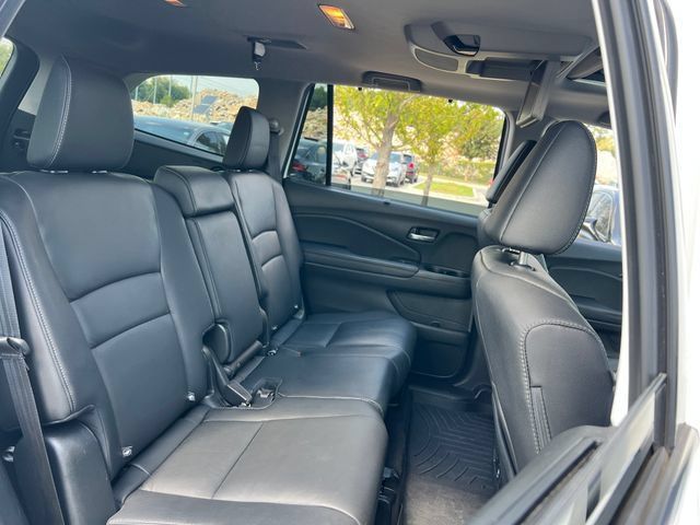 Used 2022 Honda Pilot Touring image 28
