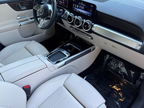 Certified 2026 Mercedes-Benz GLB 250 image 18