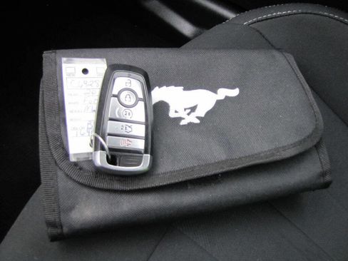 Used 2020 Ford Mustang Convertible w/ Equipment Group 101A image 41