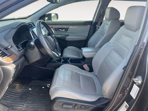 Used 2019 Honda CR-V Touring image 9