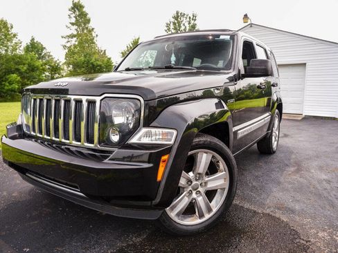 Used 2012 Jeep Liberty Limited Jet image 23