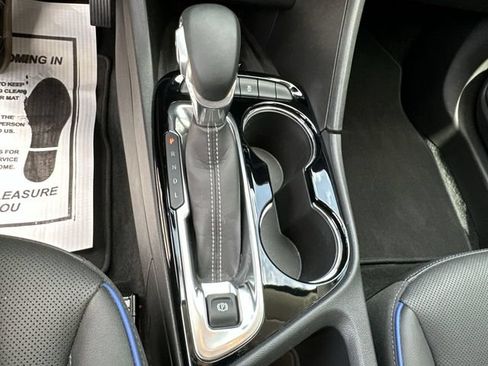 Certified 2025 Buick Encore GX Sport Touring w/ Advanced Technology Package FWD image 27