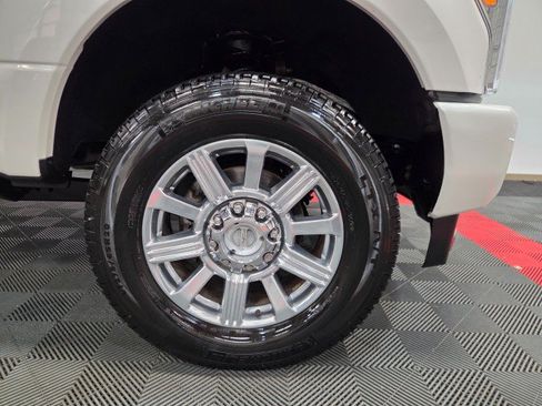 Used 2019 Ford F350 Limited AWD/4WD image 90