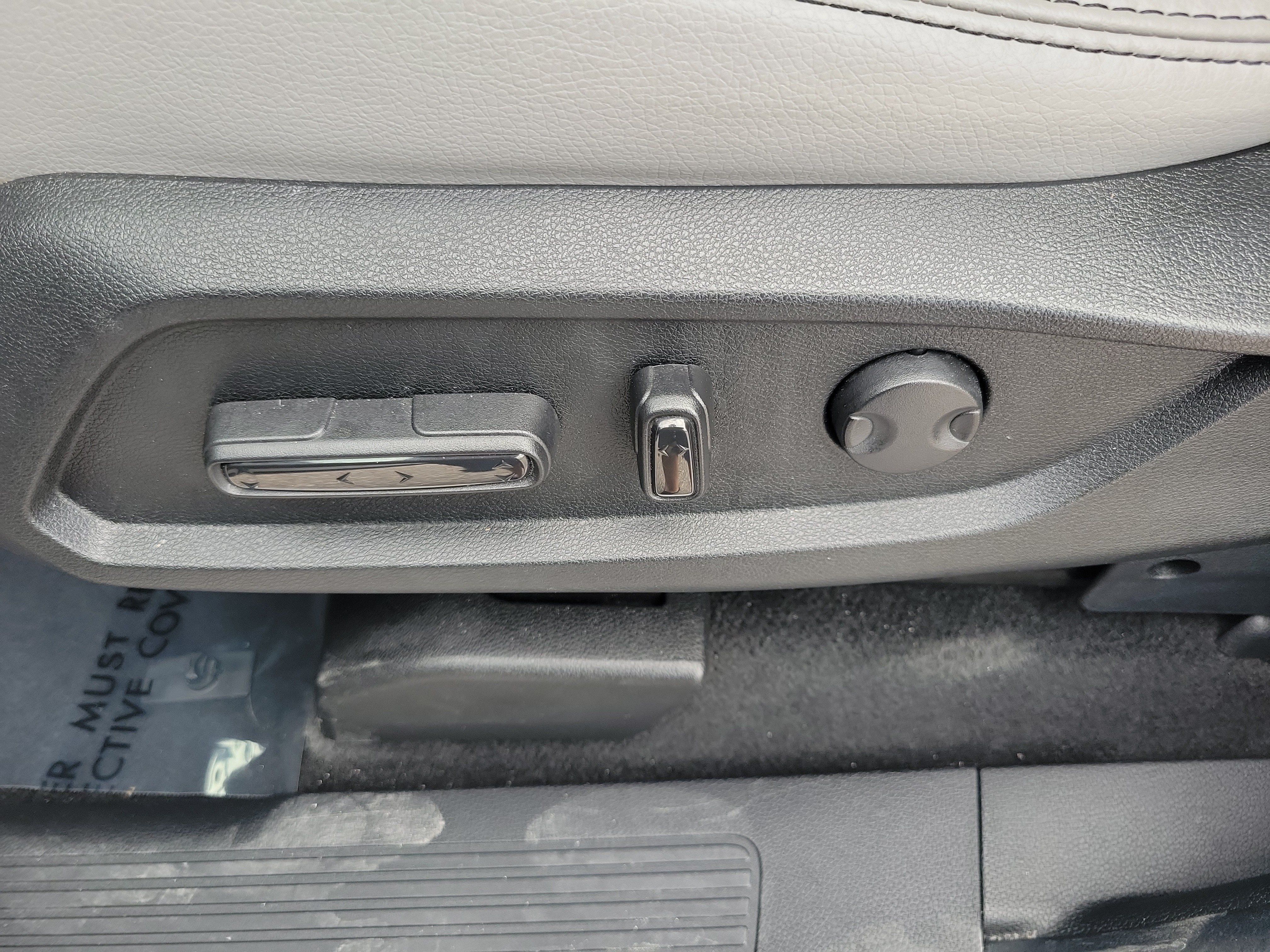 Used 2025 Honda Pilot Touring image 26