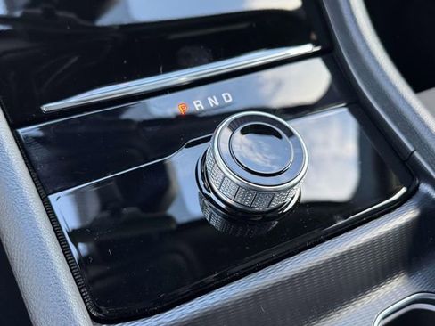 New 2025 Jeep Grand Cherokee Laredo X w/ Luxury Tech Group I image 6