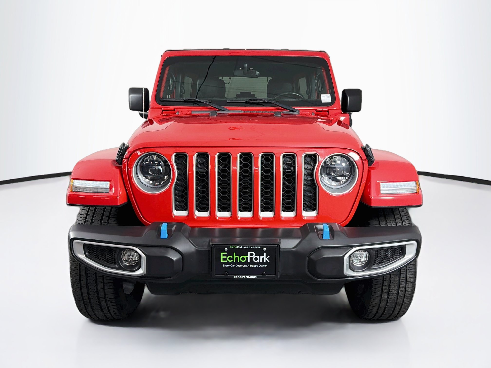 Used 2023 Jeep Wrangler Unlimited Sahara w/ Cold Weather Group AWD/4WD image 2
