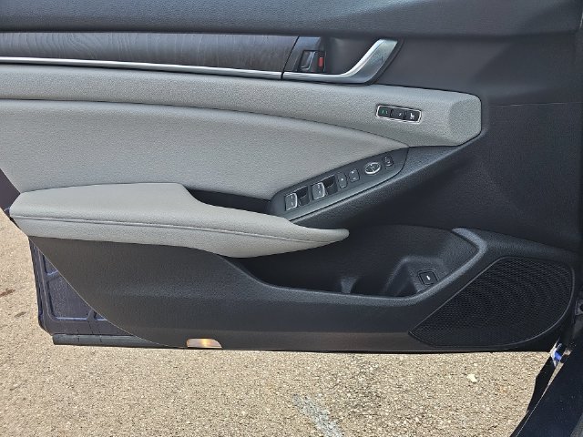 Used 2019 Honda Accord EX-L image 26