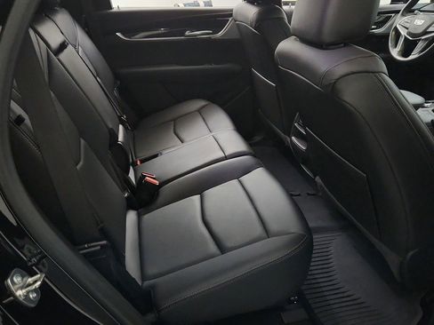 Certified 2025 Cadillac XT5 Premium Luxury w/ LPO, Floor Liner Package AWD/4WD image 21
