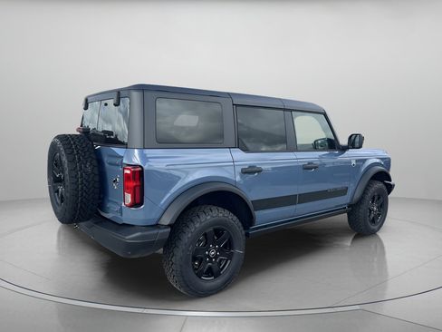 New 2025 Ford Bronco Big Bend w/ Black Diamond Package image 3
