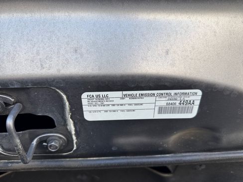 Used 2019 Dodge Challenger R/T RWD image 13