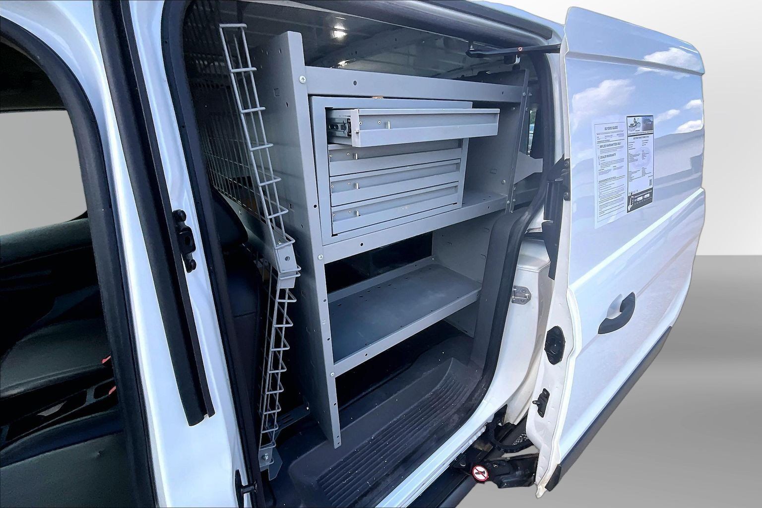 Used 2022 Ford Transit Connect XL FWD image 18